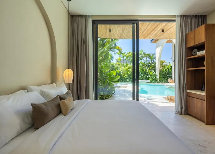 Seminyak 6br Tropical With Huge Curvy Pool ヴィラ