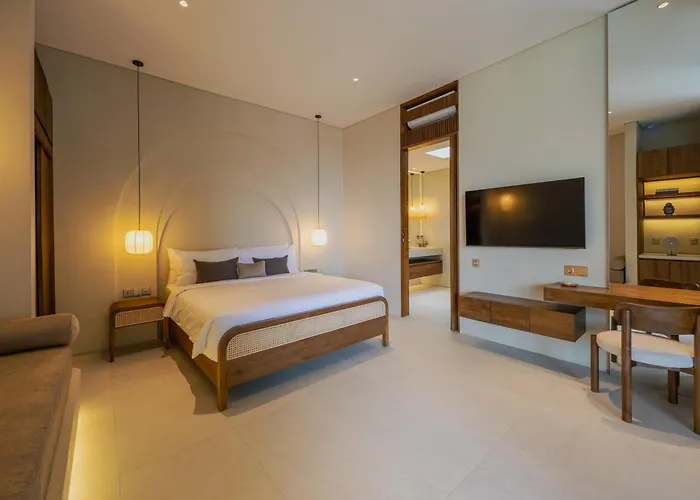 Seminyak 6br Tropical With Huge Curvy Pool * チャングー
